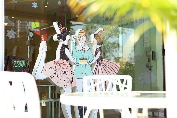 1525027_256420837848350_993866030_n