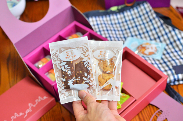 四月南風：『台中||西屯』連包裝都想收藏起來！-四月南風 中秋禮盒 “愛評體驗團”