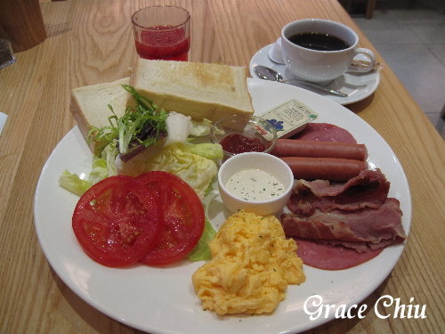 經典紐約早午餐~佐曼咖啡館%2FJumane Cafe%5C %2F南西商圈%2F捷運中山站%2F鬆餅%2F下午茶%2F早午餐