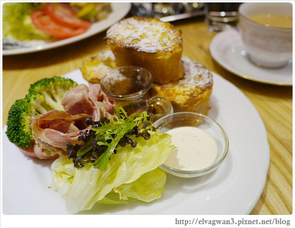 台北-捷運中山站-佐曼咖啡-Jumane Cafe-早午餐-Brunch-人氣店-排隊店-巷弄美食-法式歐蕾吐司-海洋挪威-燻鮭魚-43-320-1