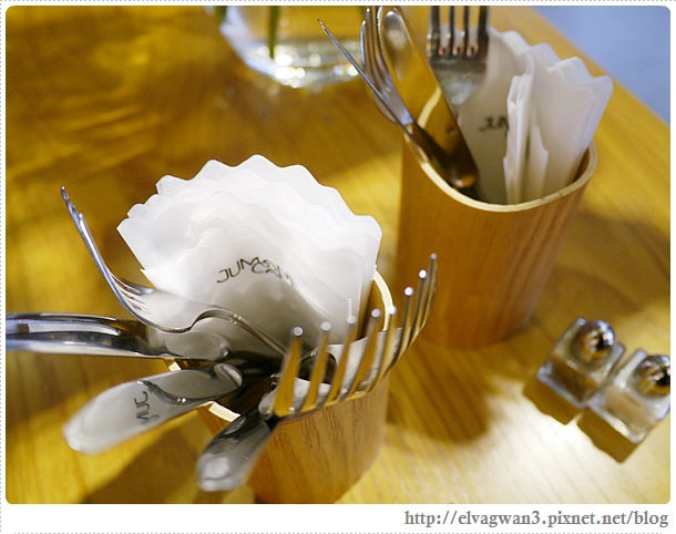 台北-捷運中山站-佐曼咖啡-Jumane Cafe-早午餐-Brunch-人氣店-排隊店-巷弄美食-法式歐蕾吐司-海洋挪威-燻鮭魚-20-212-1