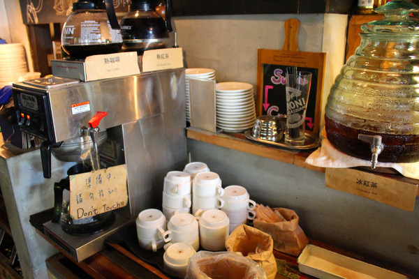 AL CICCHETTO 義麵坊小酒館：[台北]華山園區內的人氣餐廳  AL CICCHETTO 義麵坊小酒館