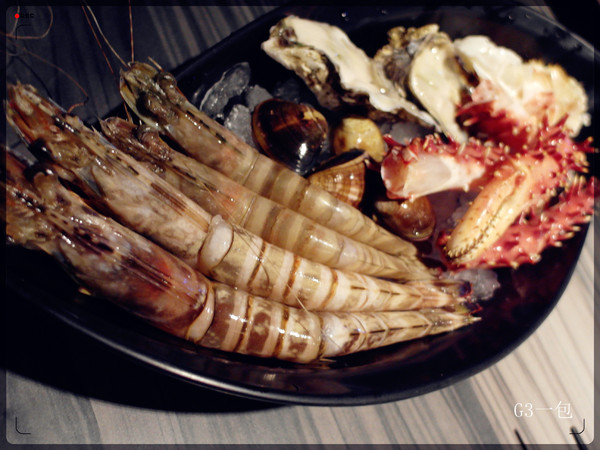 好客-音樂料理-現場LIVE演唱(市府店)：【口碑券09】市府捷運站一號出口「好客-音樂料理 (市府店)」