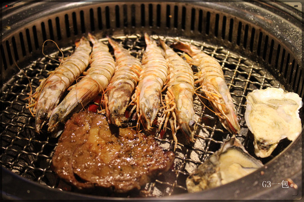 好客-音樂料理-現場LIVE演唱(市府店)：【口碑券09】市府捷運站一號出口「好客-音樂料理 (市府店)」