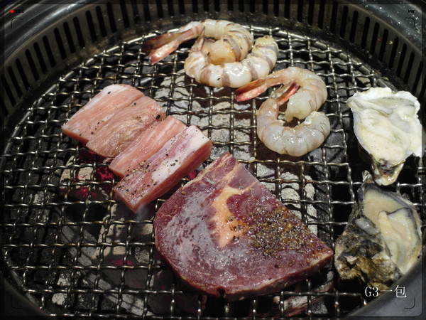 好客-音樂料理-現場LIVE演唱(市府店)：【口碑券09】市府捷運站一號出口「好客-音樂料理 (市府店)」