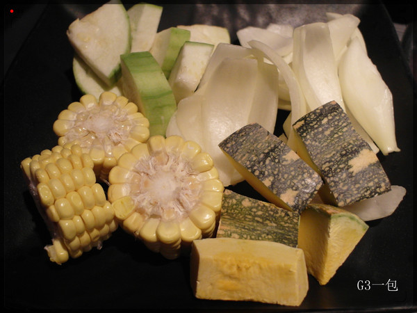 好客-音樂料理-現場LIVE演唱(市府店)：【口碑券09】市府捷運站一號出口「好客-音樂料理 (市府店)」