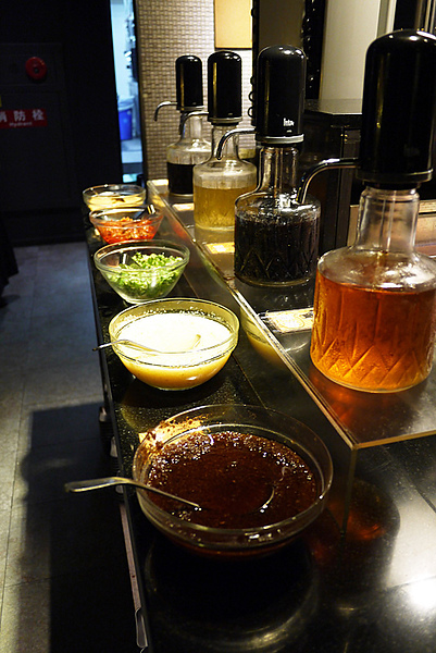 好客-音樂料理-現場LIVE演唱(市府店):帝王級的豪華料理。好客-音樂料理(巿府店)