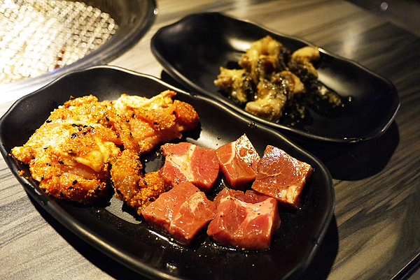 好客-音樂料理-現場LIVE演唱(市府店):帝王級的豪華料理。好客-音樂料理(巿府店)