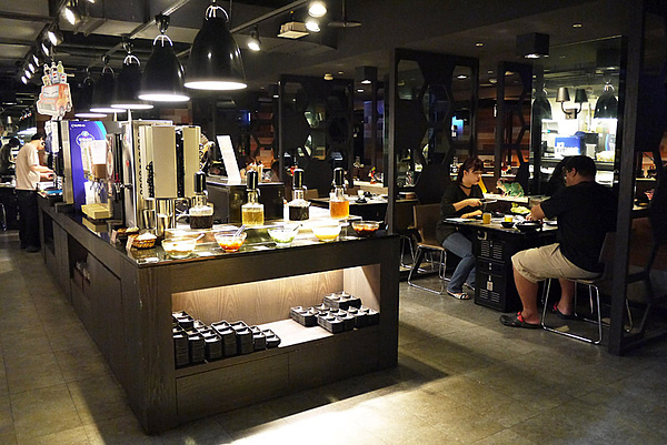 好客-音樂料理-現場LIVE演唱(市府店):帝王級的豪華料理。好客-音樂料理(巿府店)