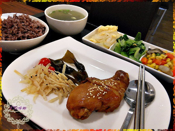 07檸檬香烤雞腿套餐($90)