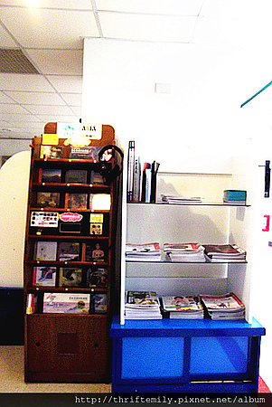 書報cd區.jpg