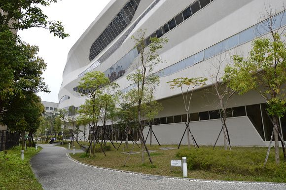 國立公共資訊圖書館15