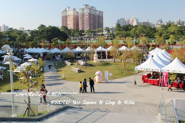 國立公共資訊圖書館National Library of Public Information:閱讀新視界.世界級的國立台中圖書館