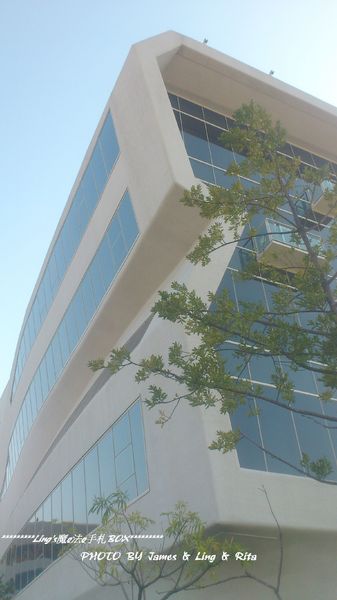 國立公共資訊圖書館National Library of Public Information:閱讀新視界.世界級的國立台中圖書館