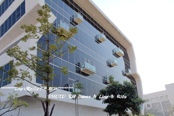 國立公共資訊圖書館National Library of Public Information:閱讀新視界.世界級的國立台中圖書館