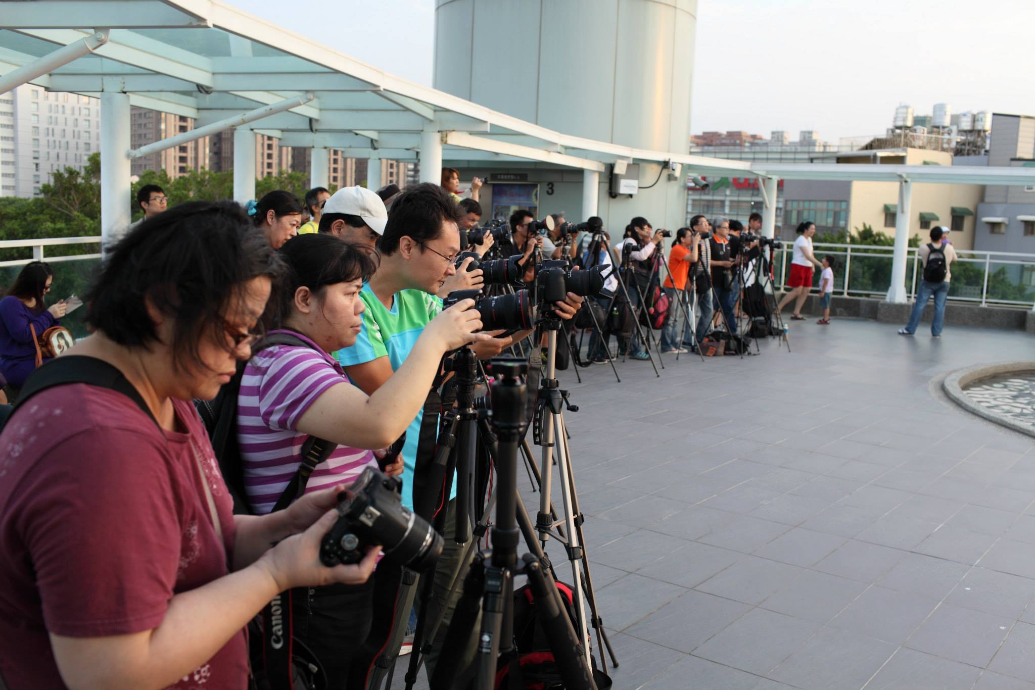 1075321_10201377879162857_1549715855_o