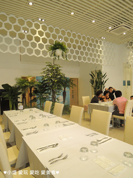 bobo 8蕾歐式餐廳:bobo 8蕾歐式餐廳(彰化店)---試賣擁有超人氣,鳥籠座位你見過嗎???