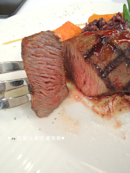 bobo 8蕾歐式餐廳:bobo 8蕾歐式餐廳(彰化店)---試賣擁有超人氣,鳥籠座位你見過嗎???