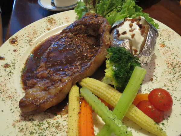 FORKERS佛客漢堡(忠孝店):【口碑券NO.62】邪惡卻又難以抗拒的"FORKERS佛客漢堡(忠孝店)"食記