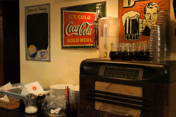 EVANS BURGER(師大店):(胖樺食記)師大路曾經極紅一時Evans Burger。大份量大滿足的美式餐點選擇眾多。