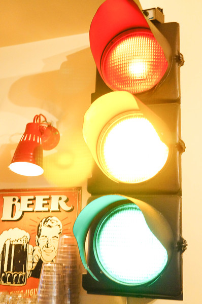 EVANS BURGER(師大店):(胖樺食記)師大路曾經極紅一時Evans Burger。大份量大滿足的美式餐點選擇眾多。