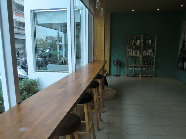 沐果咖啡：三五好友聊天聚聚的好所在--台中 沐果咖啡