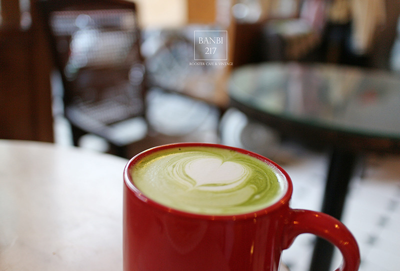 Banbi217 美食旅遊: [台北中山區]公雞咖啡 Rooster café & vintage:咖啡館、早午餐、下午茶(捷運雙連站與中山站)