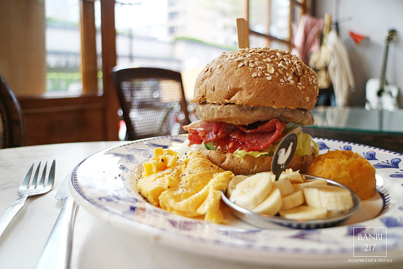 Banbi217 美食旅遊: [台北中山區]公雞咖啡 Rooster café & vintage:咖啡館、早午餐、下午茶(捷運雙連站與中山站)