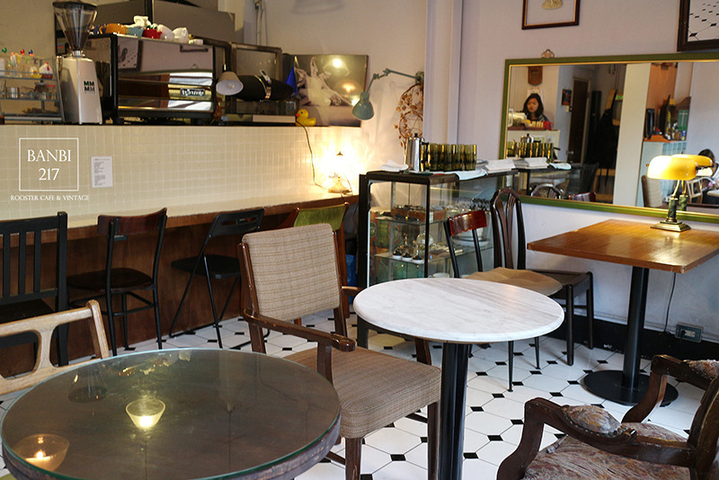 Banbi217 美食旅遊: [台北中山區]公雞咖啡 Rooster café & vintage:咖啡館、早午餐、下午茶(捷運雙連站與中山站)