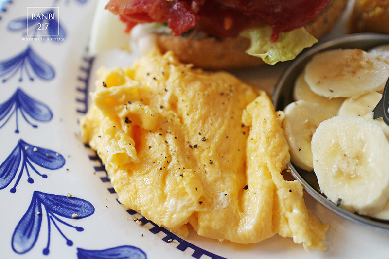 Banbi217 美食旅遊: [台北中山區]公雞咖啡 Rooster café & vintage:咖啡館、早午餐、下午茶(捷運雙連站與中山站)