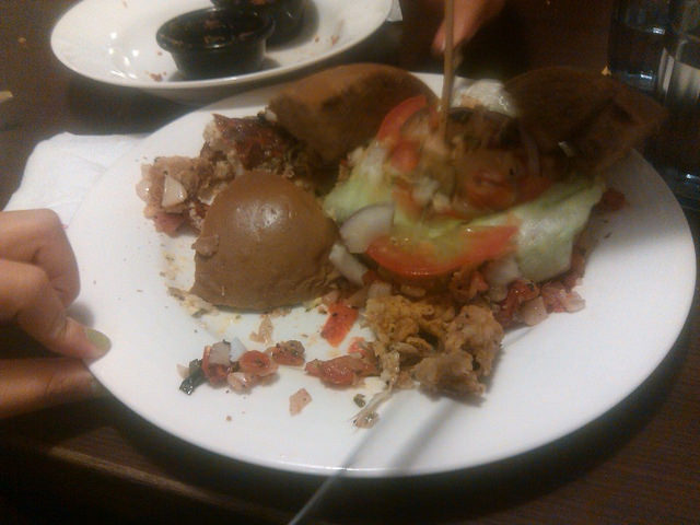 598929_397152843690191_1299057757_n