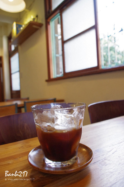 Chef's Waffle 比利時列日鬆餅專賣店(公館店)：Chef's Cafe 比利時鬆餅咖啡館．老房子好有味 (永和四號公園Chef's Waffle 瓦福的公館店)