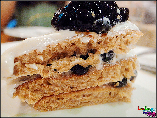 美好年代：【美好年代】創意十足的〔珍珠奶茶鬆餅塔〕