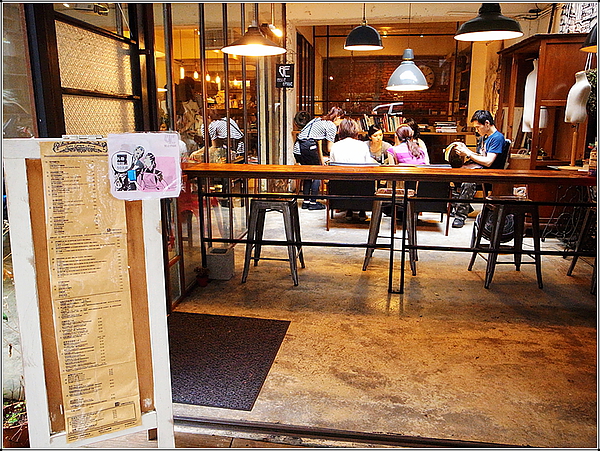 美好年代：【美好年代】創意十足的〔珍珠奶茶鬆餅塔〕