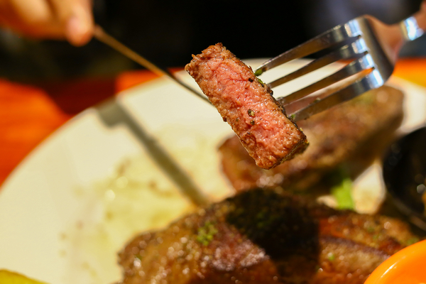 還我牛(台北店):【還我牛/台北店】從高雄一路紅到台北的超級牛排!