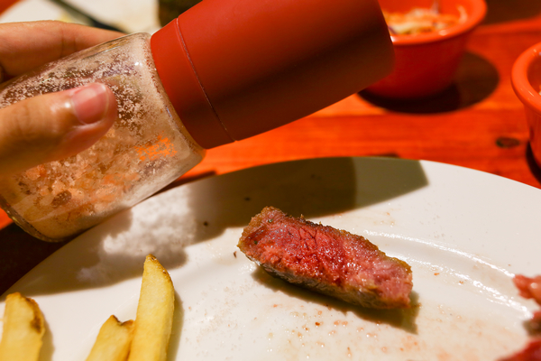 還我牛(台北店):【還我牛/台北店】從高雄一路紅到台北的超級牛排!