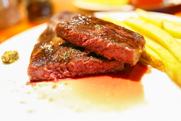 還我牛(台北店):【還我牛/台北店】從高雄一路紅到台北的超級牛排!