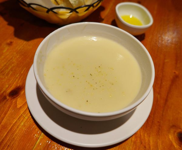 還我牛美式碳烤牛排餐廳：還我牛 ♥ 美式碳烤牛排 ♥ 10OZ好滿足 ♥ 捷運行天宮站