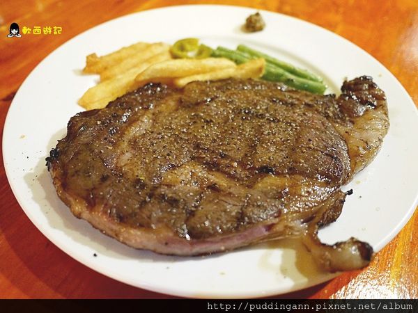 還我牛(台北店)：[食記]台北行天宮站 還我牛 美式碳烤牛排 近小六食堂 小巷弄美食 松江路美食 *附菜單*