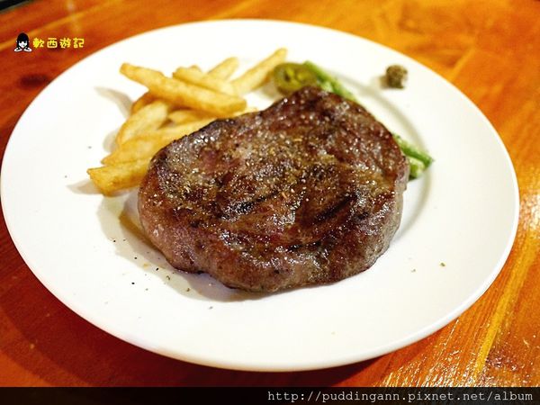 還我牛(台北店)：[食記]台北行天宮站 還我牛 美式碳烤牛排 近小六食堂 小巷弄美食 松江路美食 *附菜單*