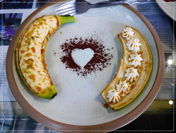 甘樂文創藝文展演空間:【三峽】甘樂文創藝文展演空間-絕對要來吃焦糖香蕉!!!