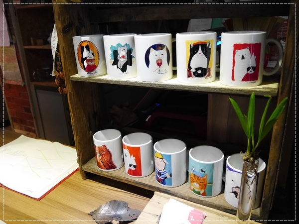 甘樂文創藝文展演空間:【三峽】甘樂文創藝文展演空間-絕對要來吃焦糖香蕉!!!