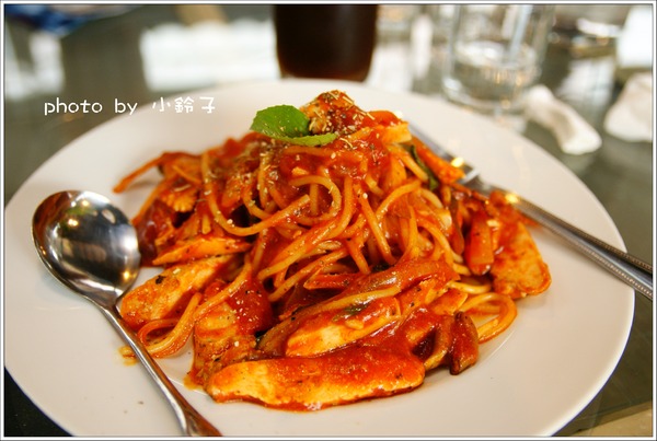 甘樂文創藝文展演空間:三峽「甘樂文創」又見老房子