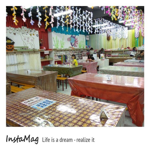 緞帶王織帶文化園區：【彰化景點】機器人金剛在彩帶王國囉~彰化鹿港緞帶王織帶文化園區