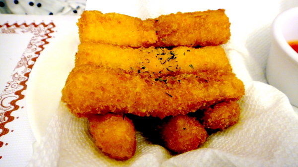 義樹空間:【台北信義】激推高CP值信義巷弄中隱藏版平價美食!義樹空間!