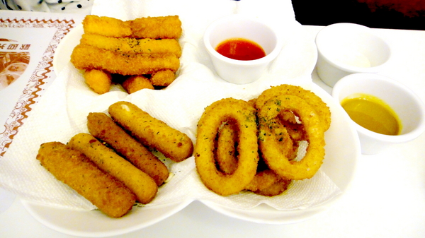 義樹空間:【台北信義】激推高CP值信義巷弄中隱藏版平價美食!義樹空間!