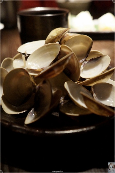 鐵窩 Tamariba：[試吃]台北 捷運國父紀念館站 鐵窩 Tamariba~木質‧飽足 ‧繽紛