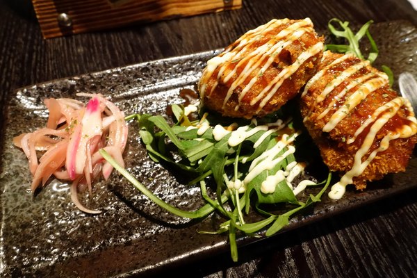 鐵窩 Tamariba:(胖樺食記) 台北東區創意料理時尚居酒屋『鐵窩 Tamariba』。國父紀念館美食/下班小酌/尾牙聚餐/延吉街