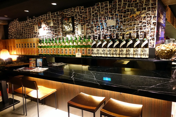 鐵窩 Tamariba:(胖樺食記) 台北東區創意料理時尚居酒屋『鐵窩 Tamariba』。國父紀念館美食/下班小酌/尾牙聚餐/延吉街