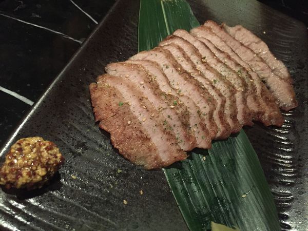 鐵窩 Tamariba：[國父紀念館站]隨便點都好吃的日式精緻居酒屋-鐵窩Tamariba